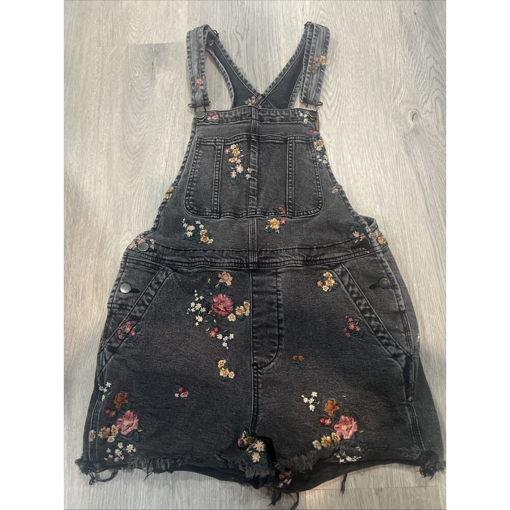 Driftwood Floral Embroidered Black Denim Shortalls Frayed Hem Size M NWOT $138 - Picture 5 of 11